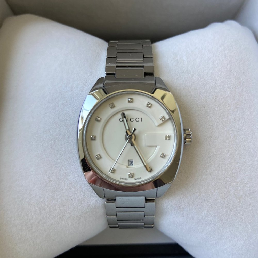 Gucci GG2570 Watch 29mm